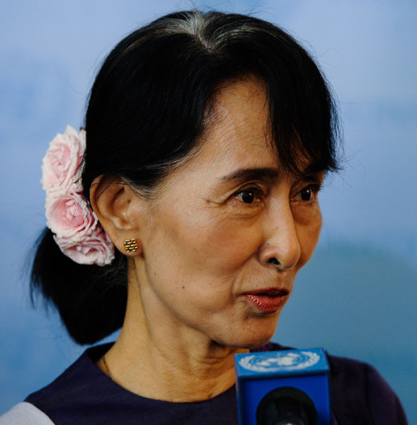 Suu Kyi to make her first visit to China