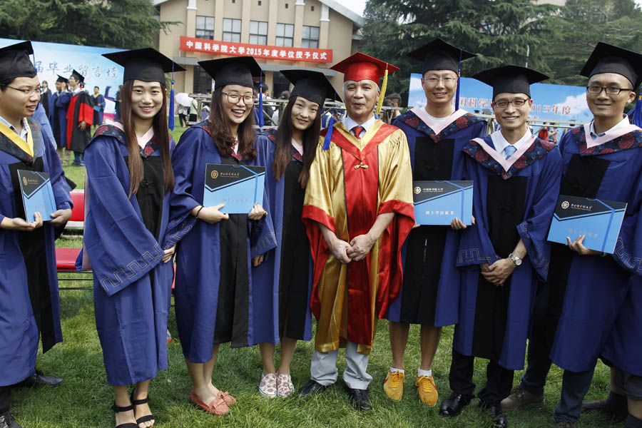 Class of 2015 celebrates in Beijing