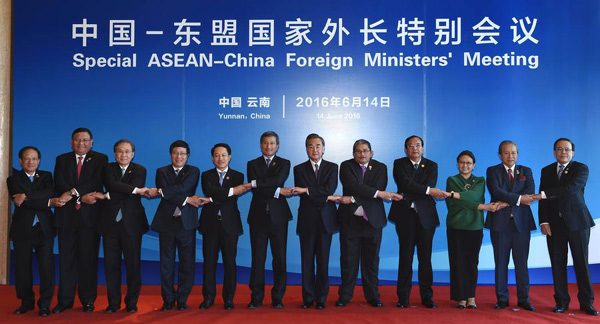 China-ASEAN joint stance adopted on sea dispute