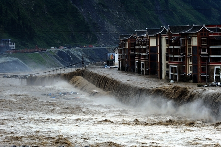 Landslides kill 11 in Sichuan