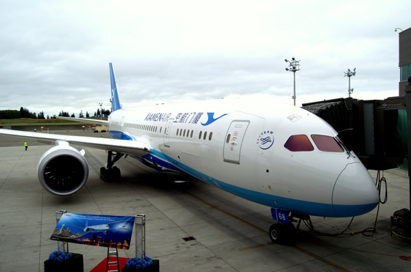Boeing, Xiamen Airlines celebrate airline's 1st 787 Dreamliner delivery