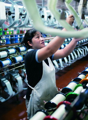Weak world conditions to curb trade growth in 2011