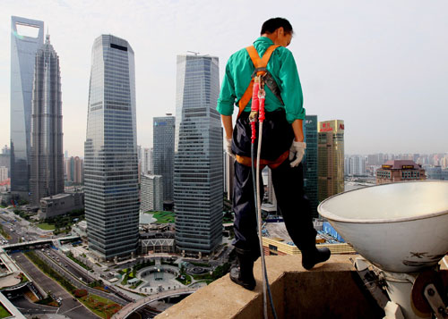 Migrant workers prefer growing roots in cities