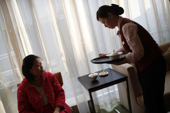 Maternity care business booms in China