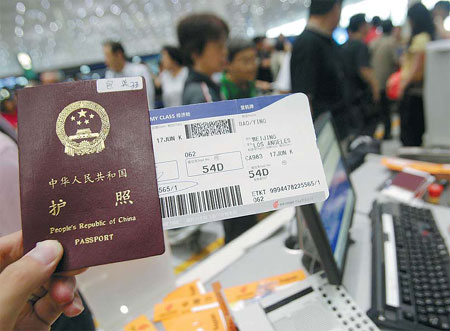 Tourism chiefs call for easier US visa application forms