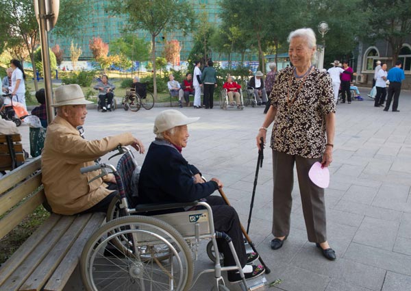 China unifies pension system