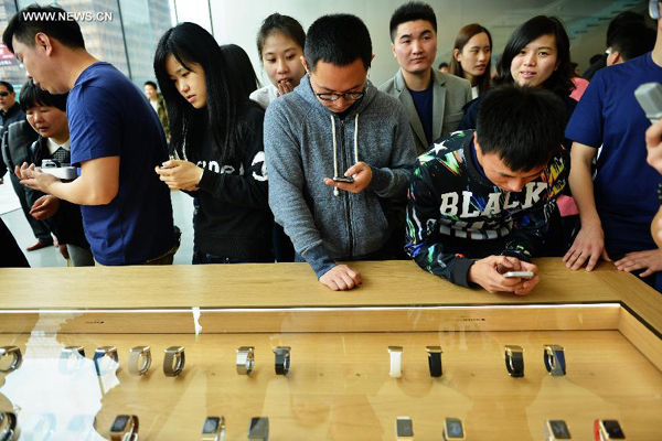 Apple Watch makes debut in China's Hangzhou