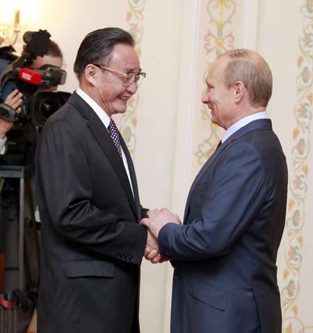 China, Russia plan deeper trade relations