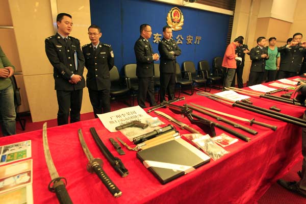 Hundreds Nabbed In Crackdown On Gangs|Society|chinadaily.com.cn