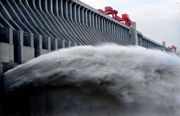 Three Gorges Dam Braces For Flood Peak[3]|chinadaily.com.cn