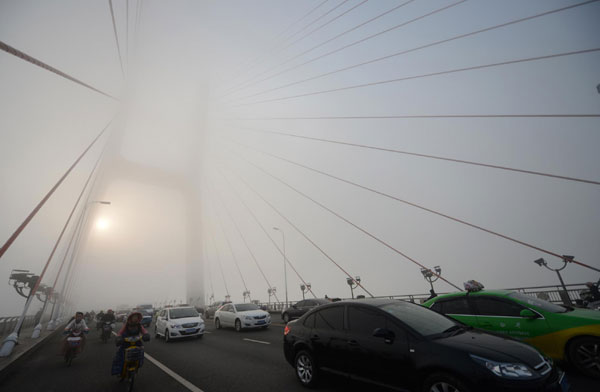 Cold snap to expel China's lingering fog