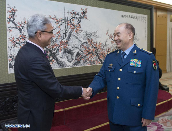 China, India agree to strengthen military ties