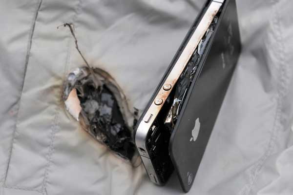 Man says iPhone 4 exploded while charging