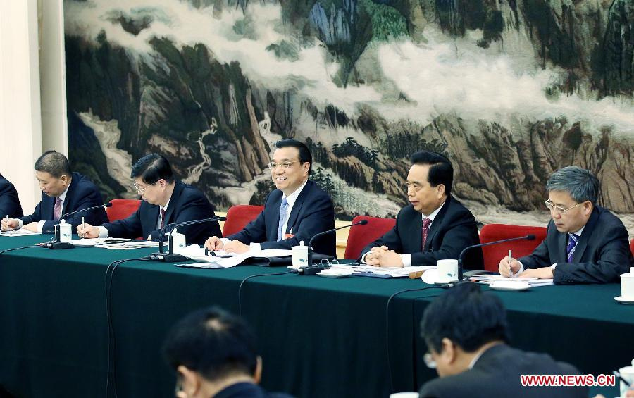 Premier Li joins discussion with deputies from Qinghai