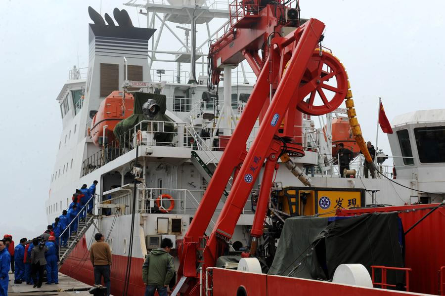 China's top research vessel on maiden expedition