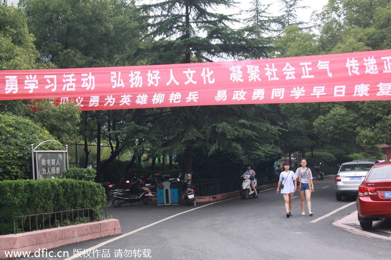 Schoolboy heroes to sit <EM>gaokao</EM> a month late