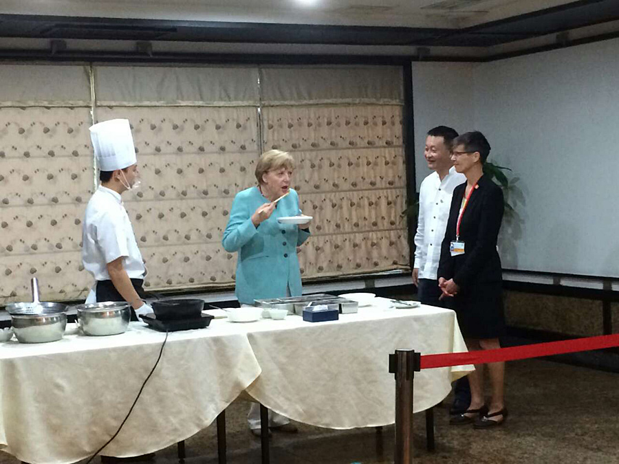 Merkel gets a taste of Chengdu in 7th China trip
