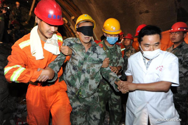 13 workers rescued after 140 hours in tunnel