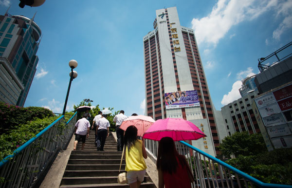 Residents oppose rumored move to Mandarin