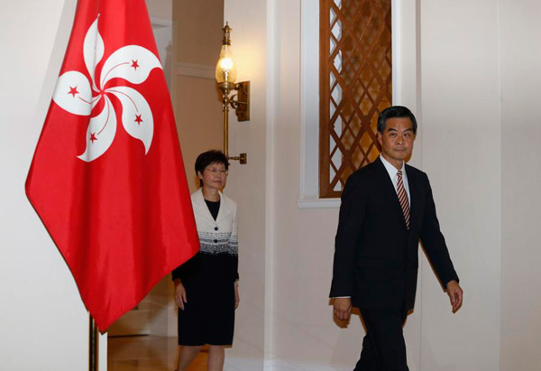 Hong Kong Chief Executive calls for peace after clashes