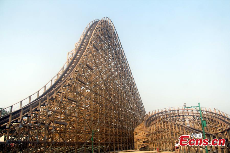Wooden roller coaster debuts in E China