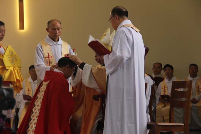 Country's first bishop ordained in 3 years