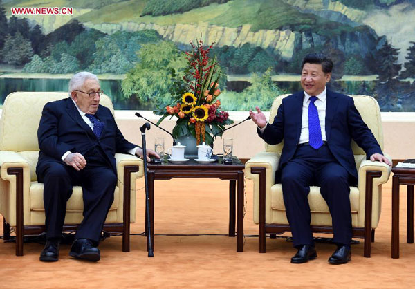 Chinese president meets veteran US diplomats