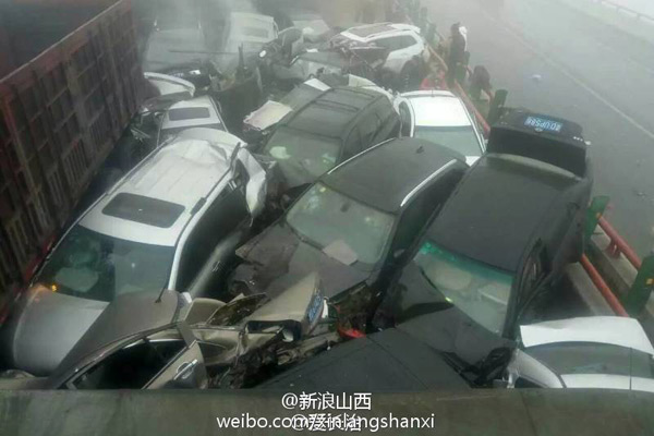 33-car pileup leaves six dead, four injured in Shanxi