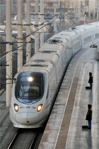 China's new high-speed rail now accounts for 60% of all trains