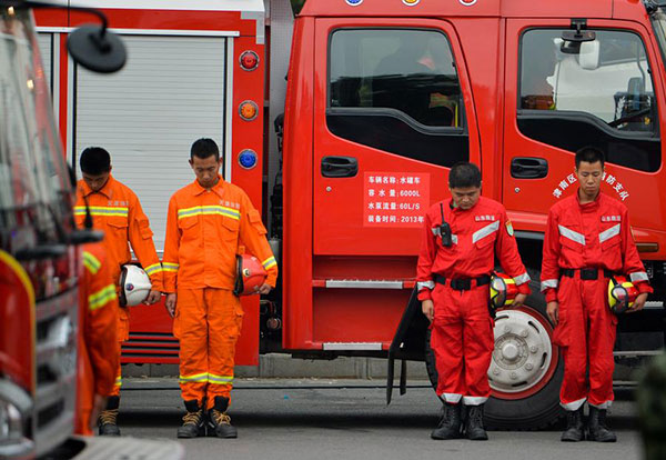 Improperly stored hazardous materials blamed for Tianjin blasts