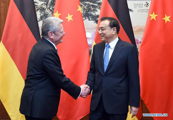 President Xi meets German counterpart on stronger ties