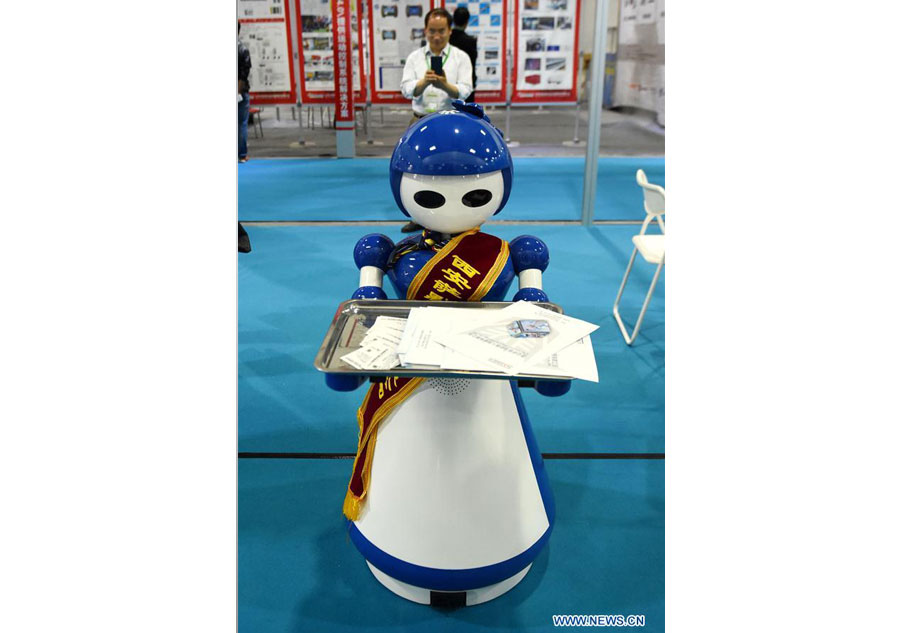 China Luoyang Int'l Robot and Intelligent Equipment Exhibition held