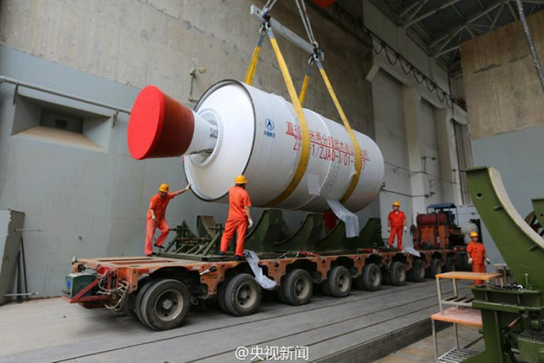 China completes test ignition of largest solid-fuel rocket motor