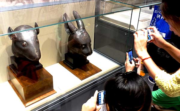 Auction of stolen or smuggled relics banned