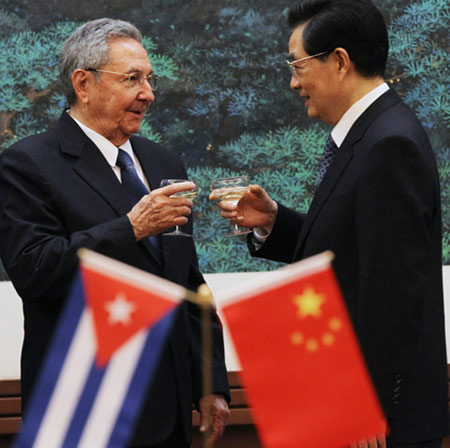 China, Cuba sign economic agreements