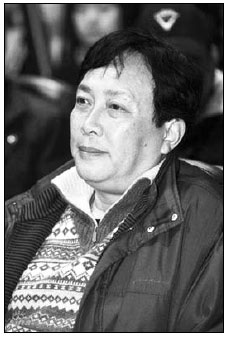 Curating an online sensation