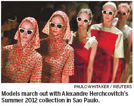 Sao Paulo designers show off Brazil's colors