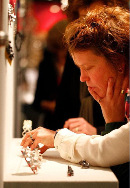 11th Int'l Jewellery Art Fair held in Amsterdam