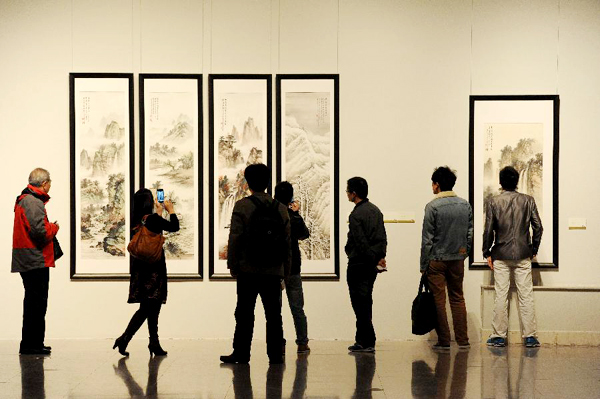 People visit former site of Shanghai Art Museum