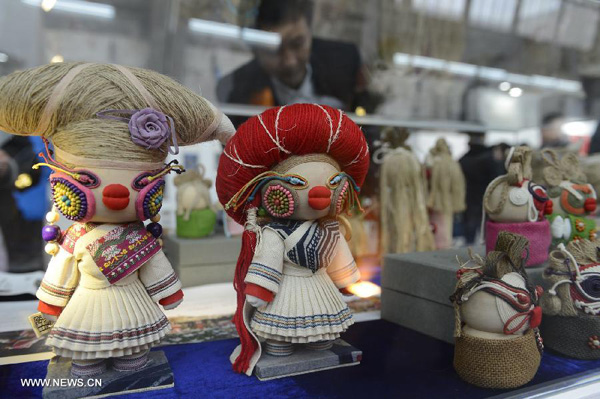 Guizhou National Folk Handicrafts show held in Beijing