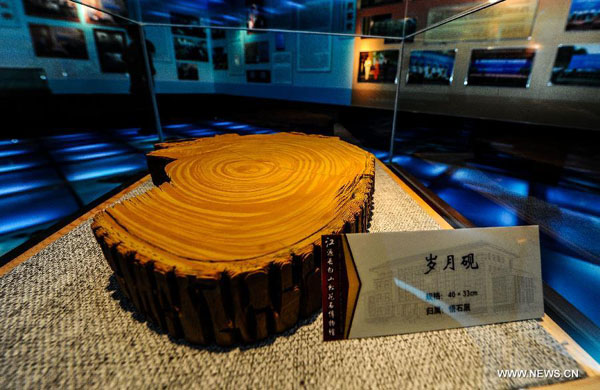 Artworks made of Songhua stones displayed in NE China