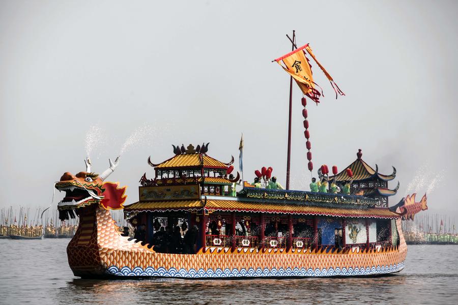 Qintong Boats Gathering Festival kicks off