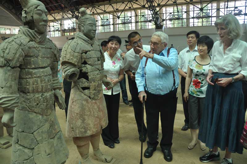 Terracotta warriors attract celebrities around the world