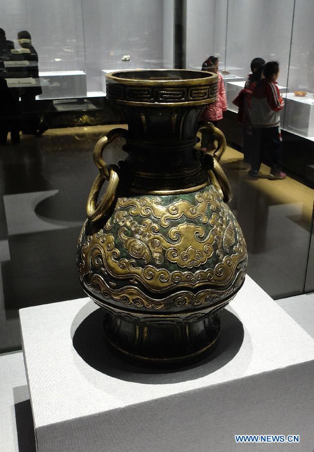 More than 100 relics from Yuanmingyuan displayed
