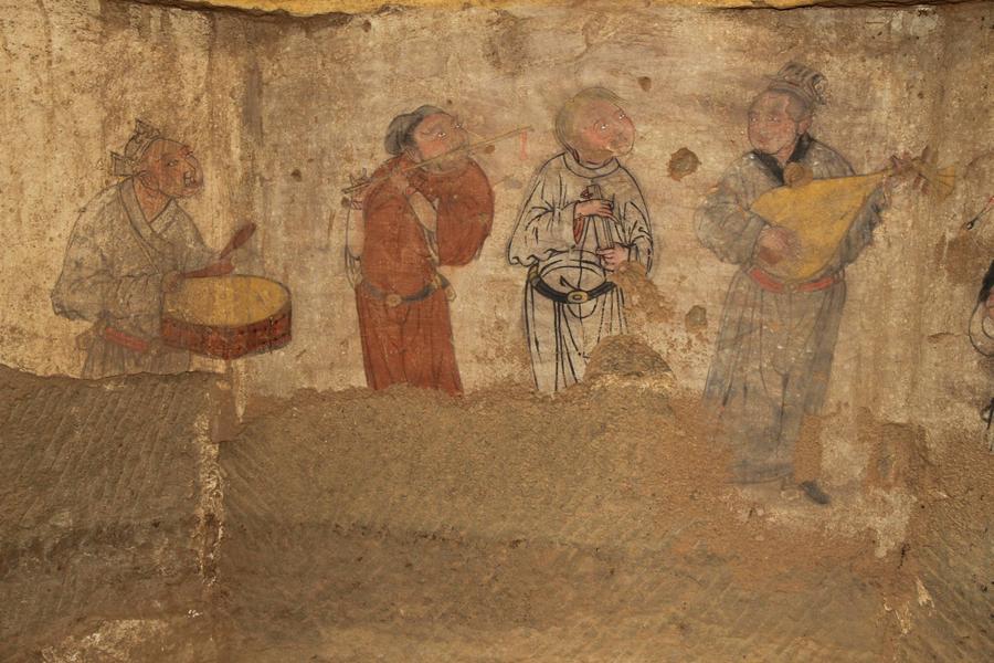Yuan Dynasty fresco tomb excavated in Shaanxi