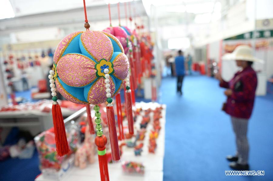 Intangible cultural heritages show held in NE China