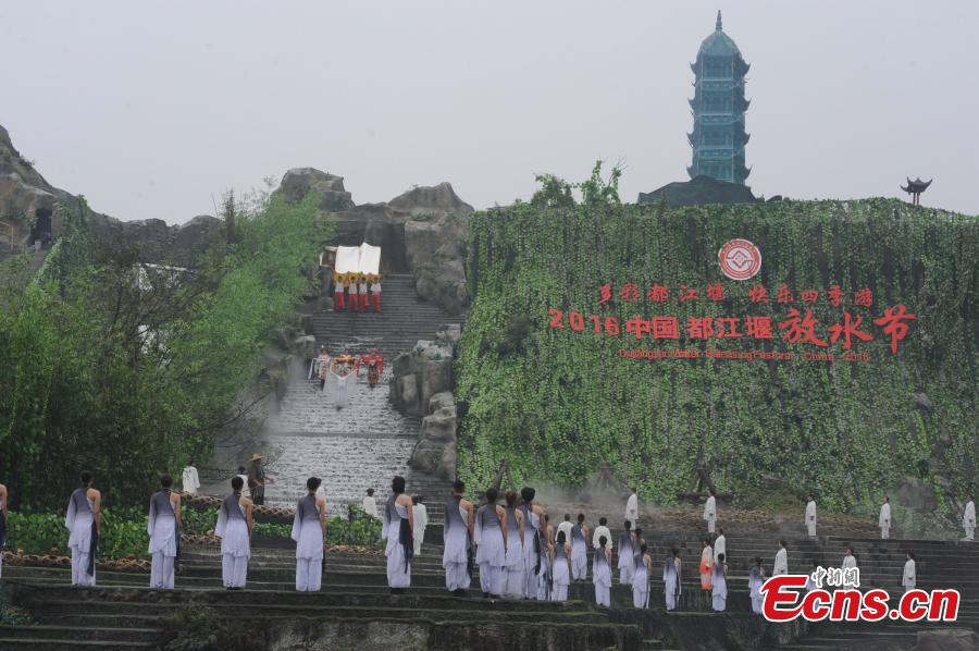 Water-releasing festival opens in Dujiangyan