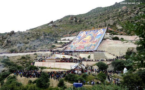 Shoton Festival begins in Tibet
