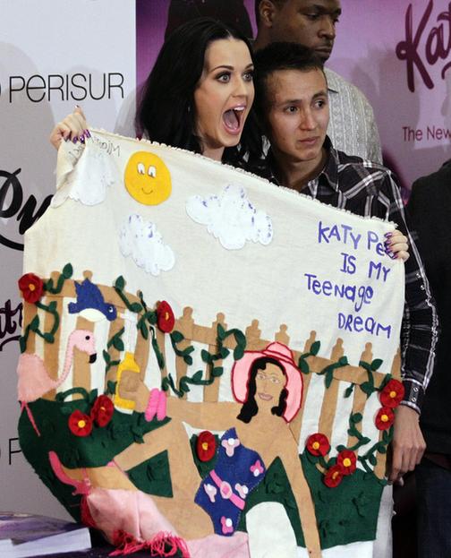 Katy Perry promots her new fragrance 
