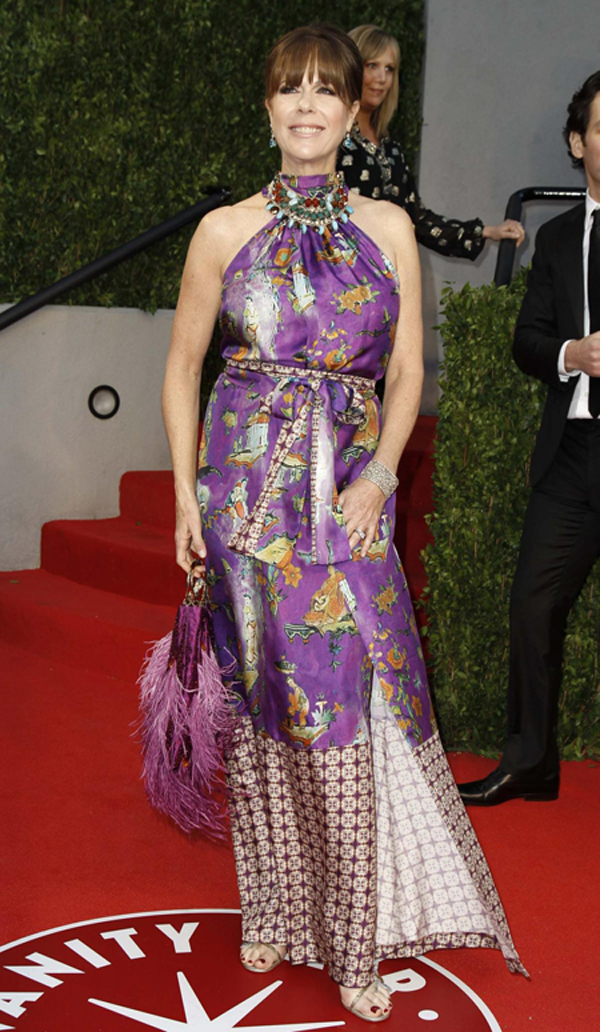 Celebrities arrive at the 2011 Vanity Fair Oscar party